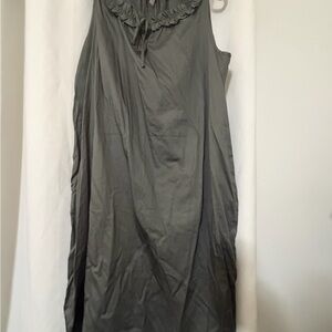Old Navy gray Ruffle-Trim Maxi Dress